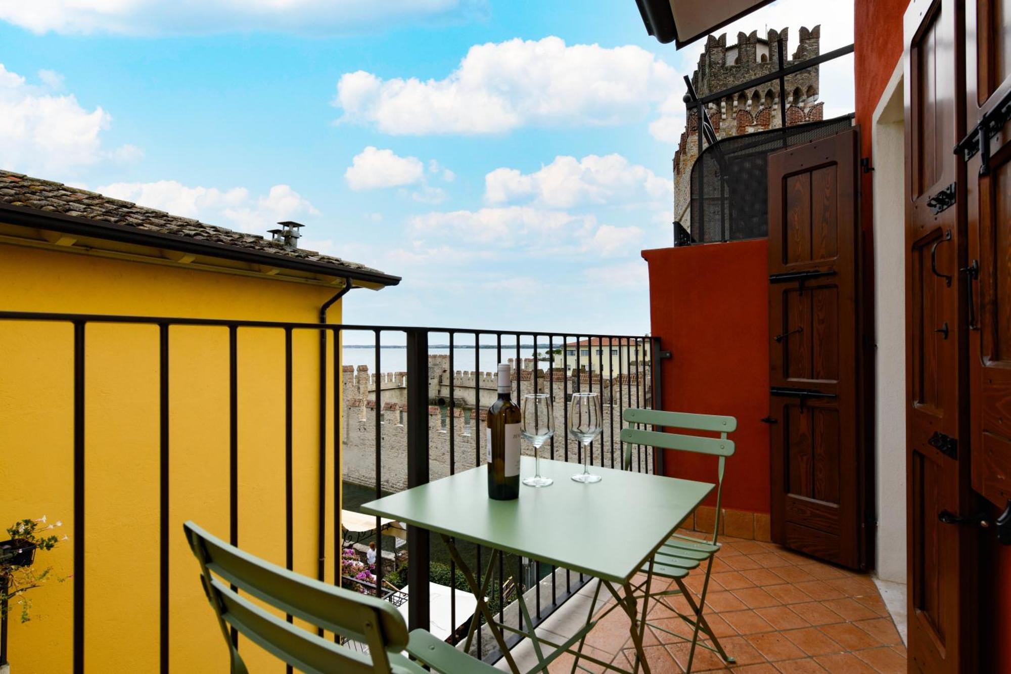 Locanda Carolina Mastino Scala Sirmione Exterior photo